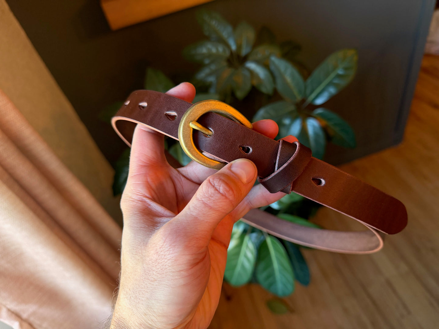 35.25" Dark Brown Tarnsjo Slim 1" Double Wrapped Keeper