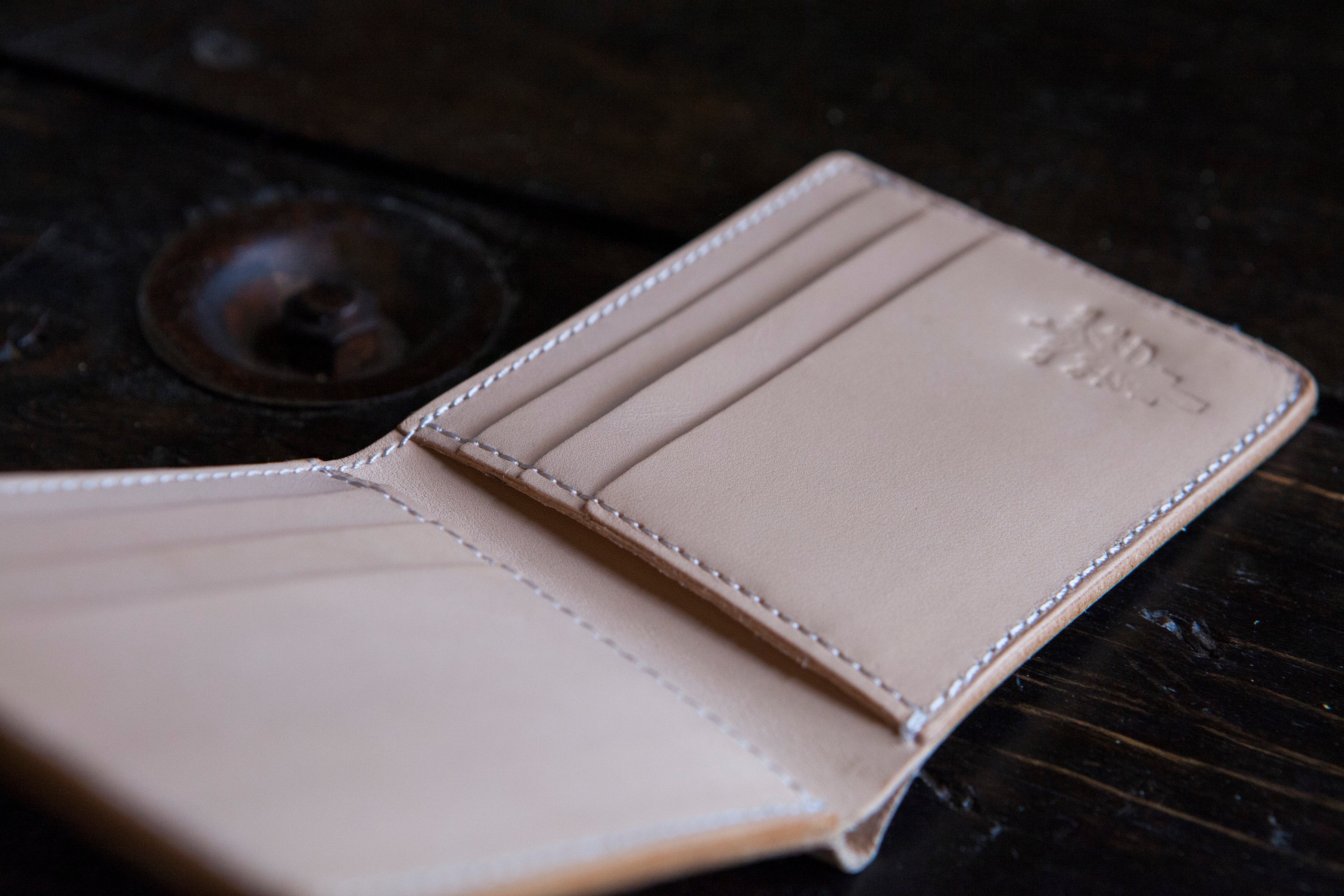 Natural Vegtan Bifold Wallet – Pigeon Tree Natural Vegtan Bifold Wallet – Pigeon Tree