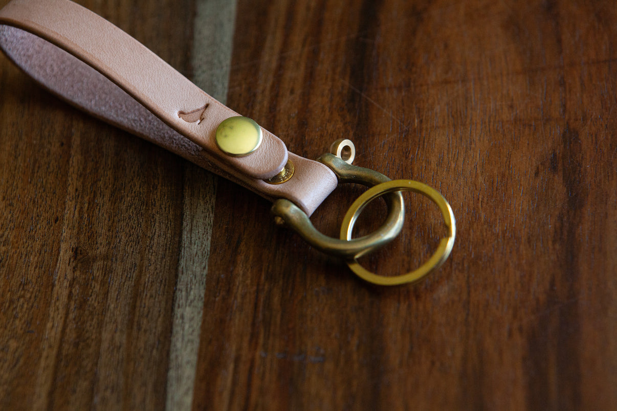 Japanese Brass Shackle Keychain Pigeon Tree