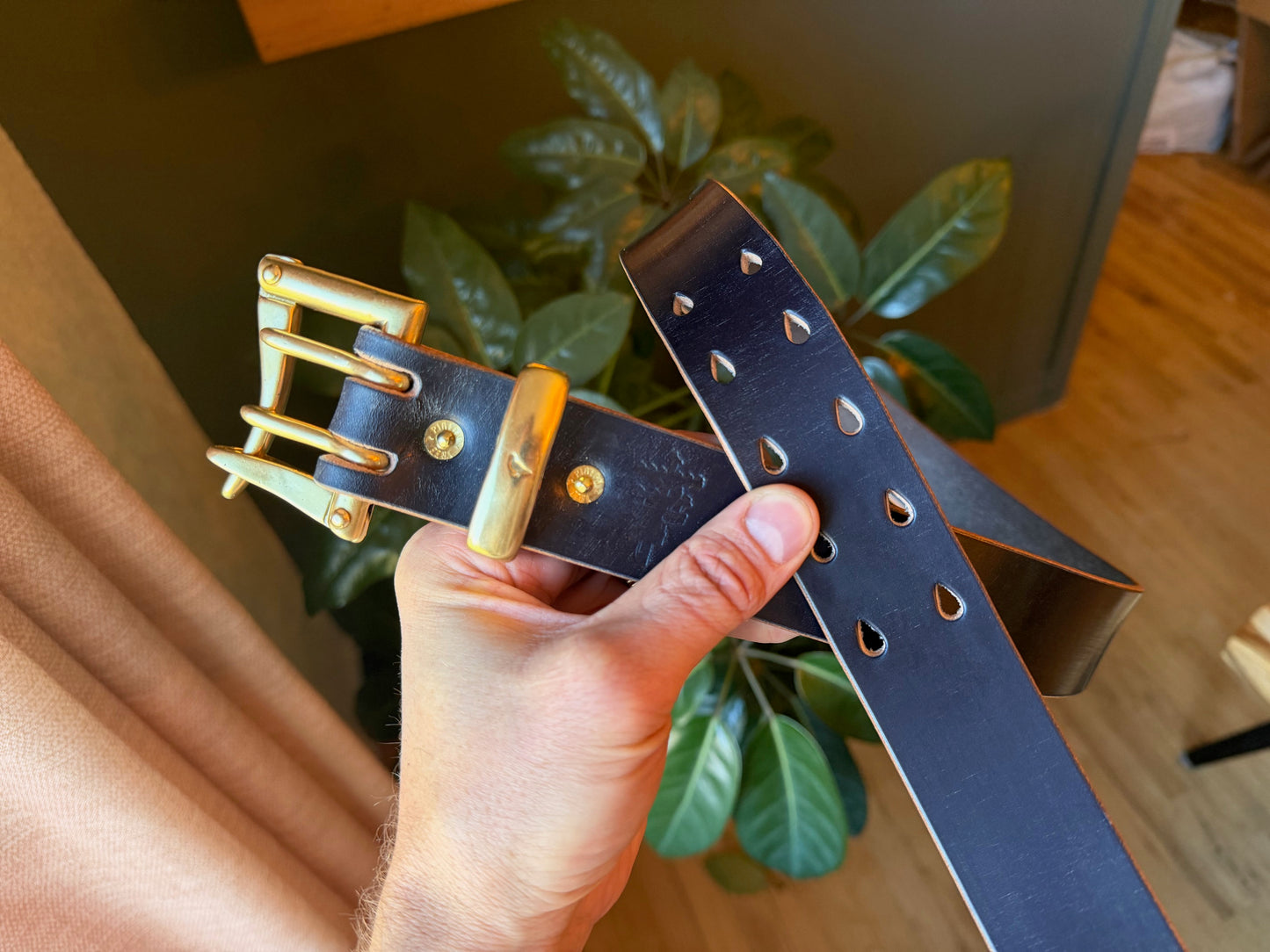 34.25" Navy Sedgwick Double Prong Brass Quick Release