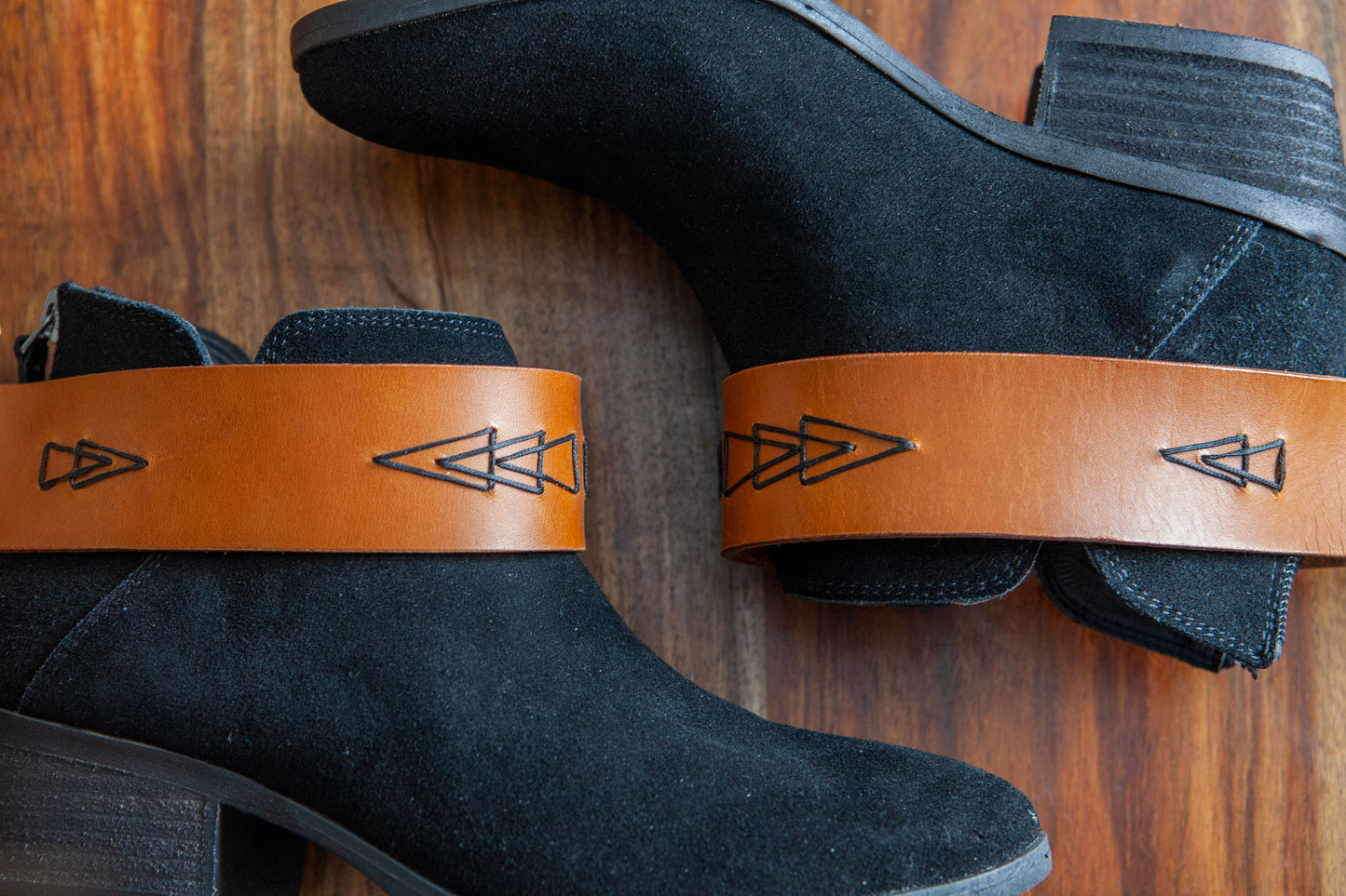 Arrowhead - Handmade Premium Leather Boot Cuffs by Hoof & Heel