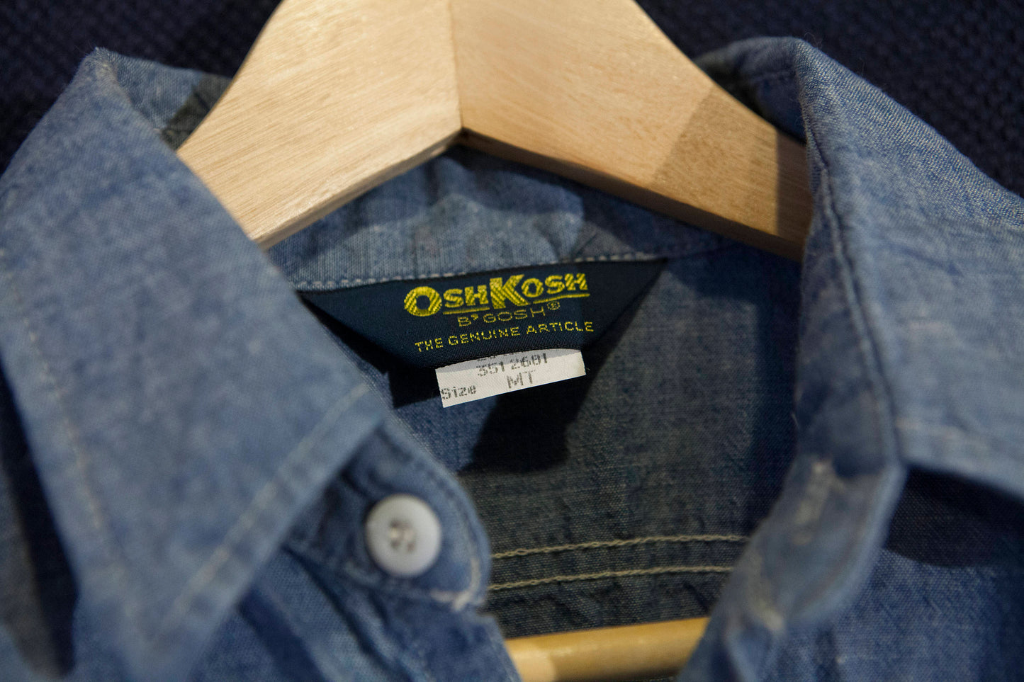 Vintage Osh Kosh B'Gosh 100% Cotton Chambray Workshirt with Acorn Pockets and Pen Holder Size Medium TALL